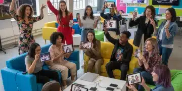 Diverse U.S. dorama fans engaging with content on devices